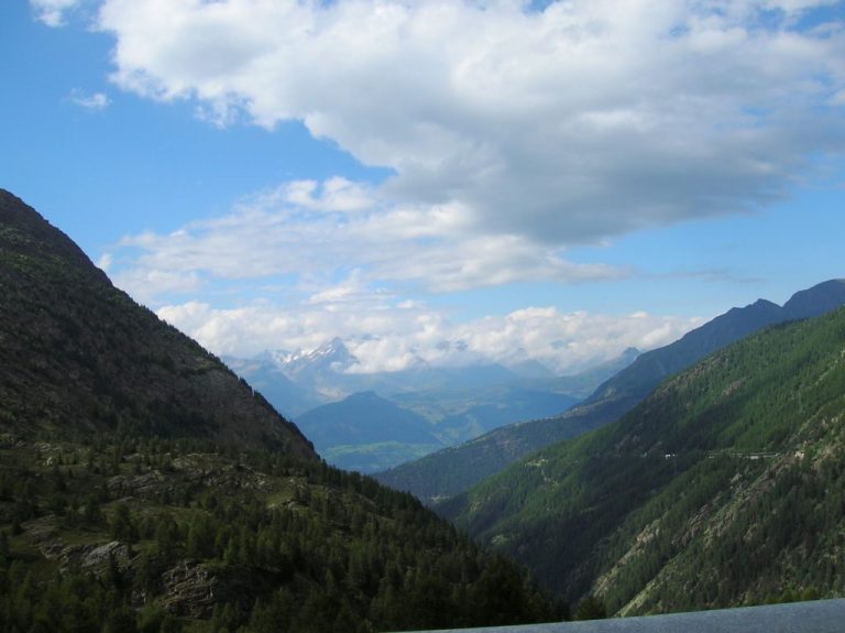 Neelum Valley 4 1024x767 768x575