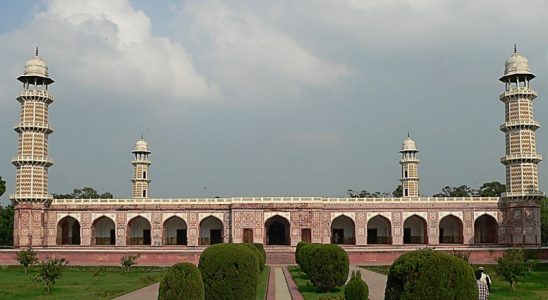 Image result for tomb of jahangir